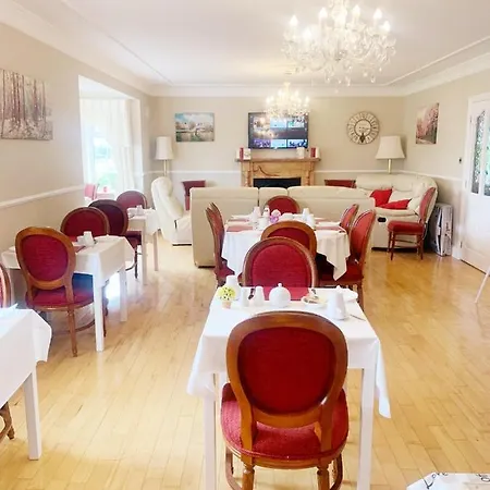 ベッド・アンド・ブレックファスト Rockfield Manor B&b, 5*