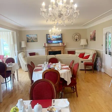Rockfield Manor B&b, Bed & Breakfast 5*