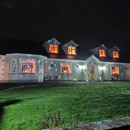 Rockfield Manor B&b,