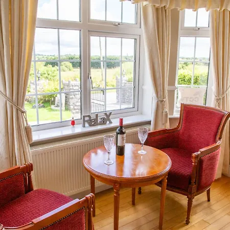Rockfield Manor B&b, Oda ve Kahvaltı