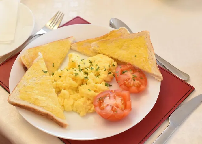 Rockfield Manor B&b, Bed & Breakfast